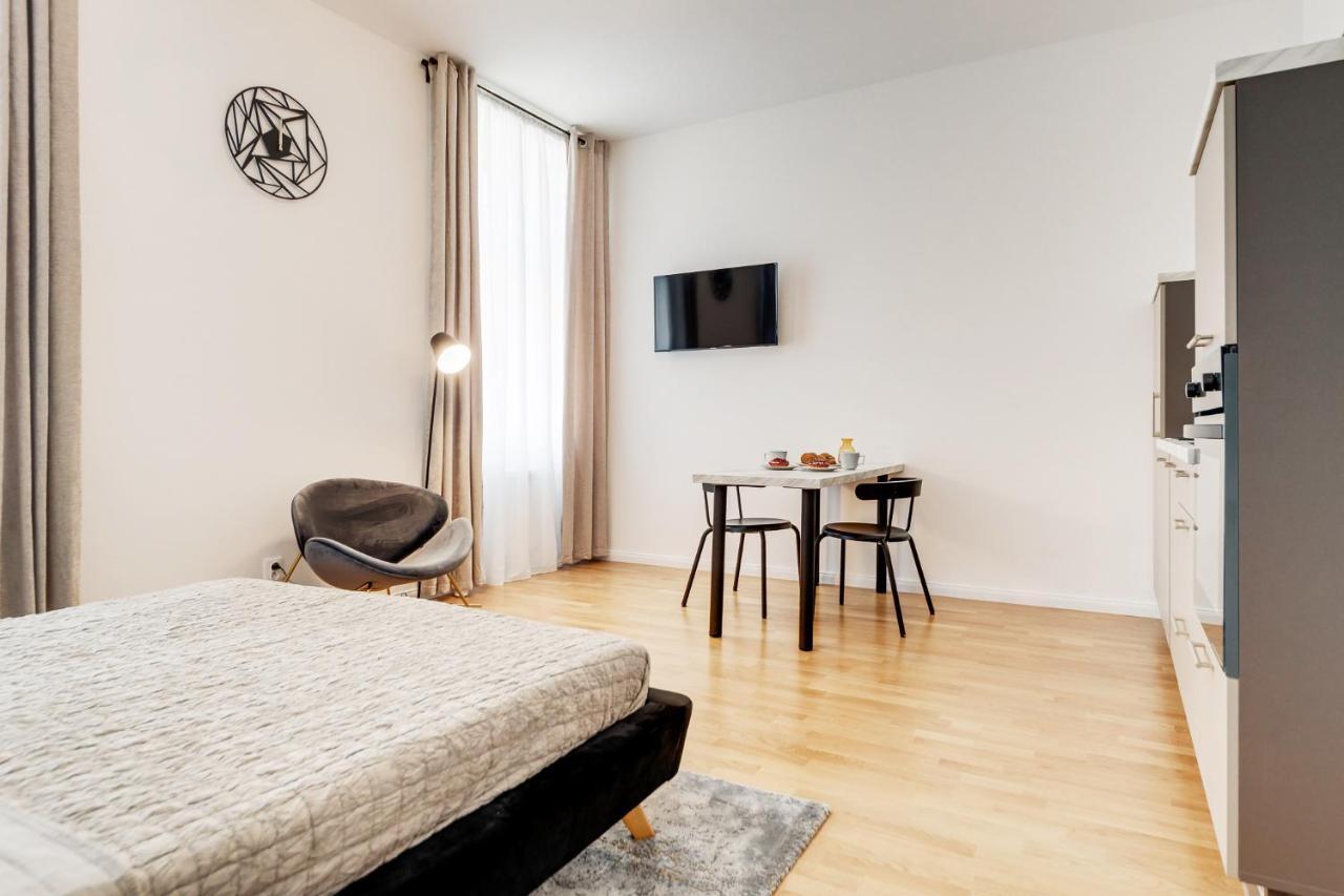 My Prague Apartments Rubesova Buitenkant foto