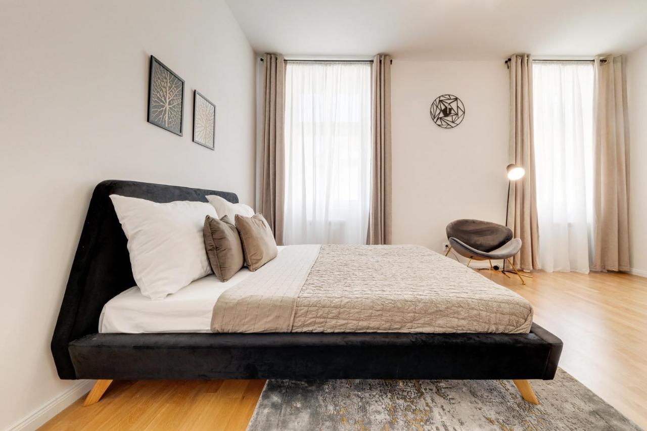My Prague Apartments Rubesova Buitenkant foto
